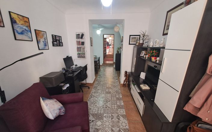 Image No.4-3 Bed House for sale