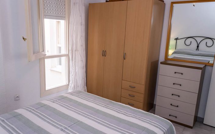 Image No.21-4 Bed House for sale