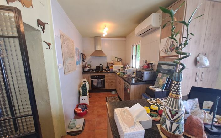 Image No.10-3 Bed House for sale