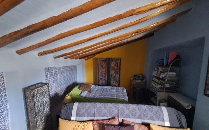 Image No.21-3 Bed House for sale