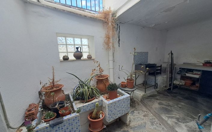 Image No.27-3 Bed House for sale