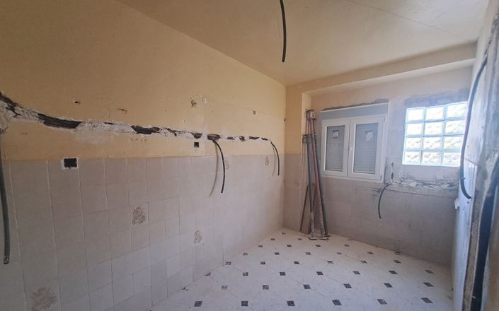 Image No.9-House for sale