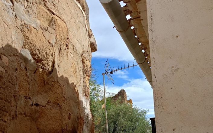 Image No.20-2 Bed House for sale