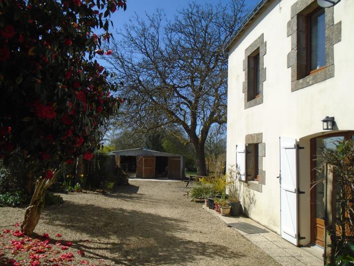 Image No.19-Maison de campagne de 6 chambres à vendre à Langonnet