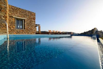 villa-greek-island-owners-greece