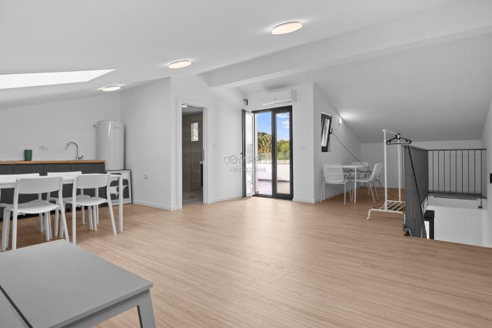 Image No.24-8 Bed Villa for sale