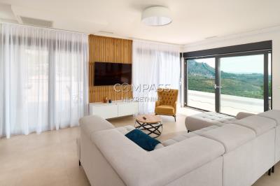 VILLA-FOR-SALE-SPLIT_28