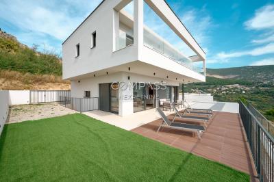 VILLA-FOR-SALE-SPLIT_27