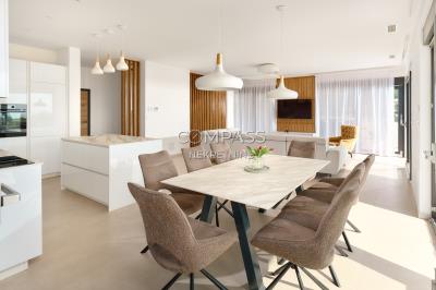 VILLA-FOR-SALE-SPLIT_32