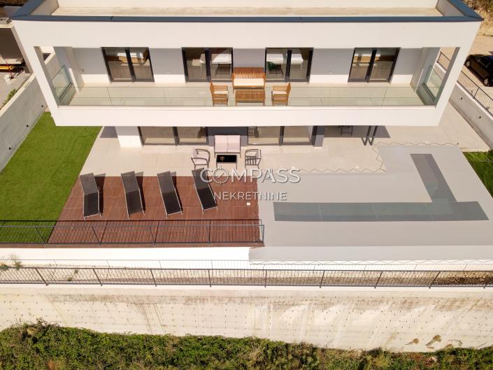 Image No.44-4 Bed Villa for sale