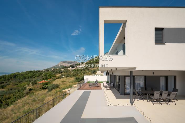 Image No.56-4 Bed Villa for sale