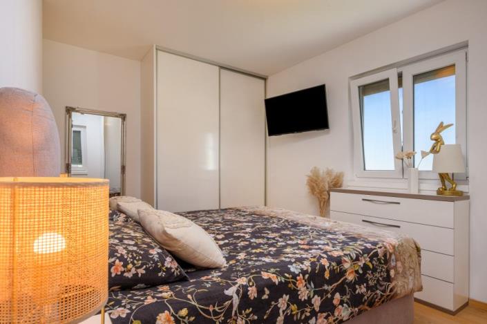 Image No.9-3 Bed Apartment for sale