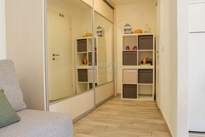 Image No.9-Maison / Villa de 2 chambres à vendre à Baška Voda