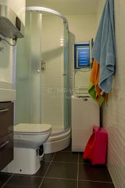 15-Bratus--10-seconds-from-the-beach--2bedroom-house-for-sale_5