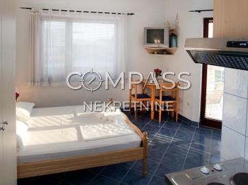 zhouse-for-sale-Stobrec