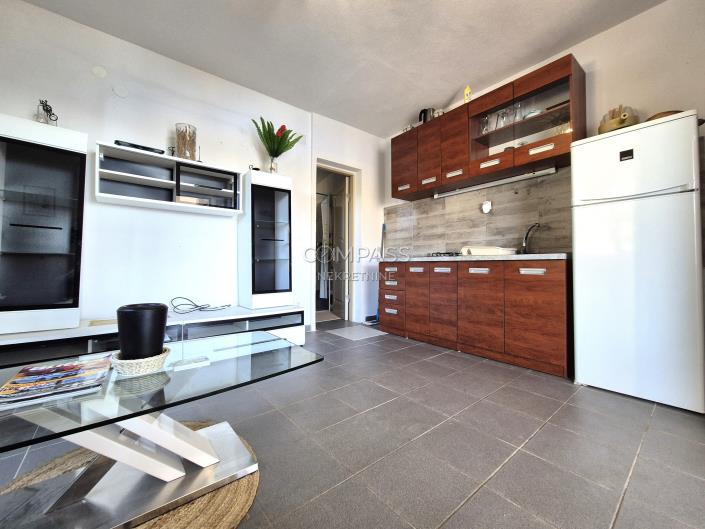 Image No.3-Propriété de pays de 8 chambres à vendre à Marina