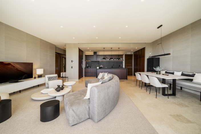 Image No.10-3 Bed Apartment for sale