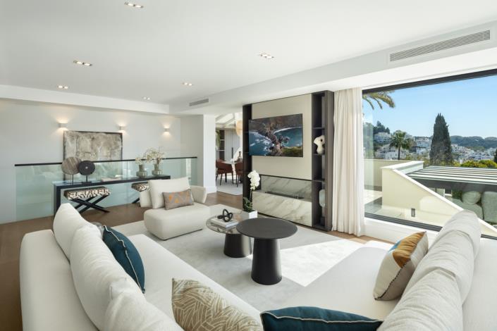 Image No.2-Maison / Villa de 5 chambres à vendre à Nueva Andalucia