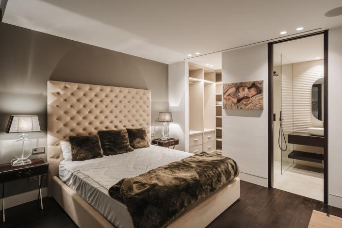 Image No.15-4 Bed Villa for sale