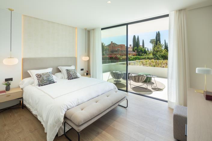 Image No.18-Villa de 5 chambres à vendre à Nueva Andalucia