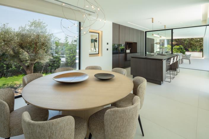 Image No.10-Villa de 5 chambres à vendre à Nueva Andalucia