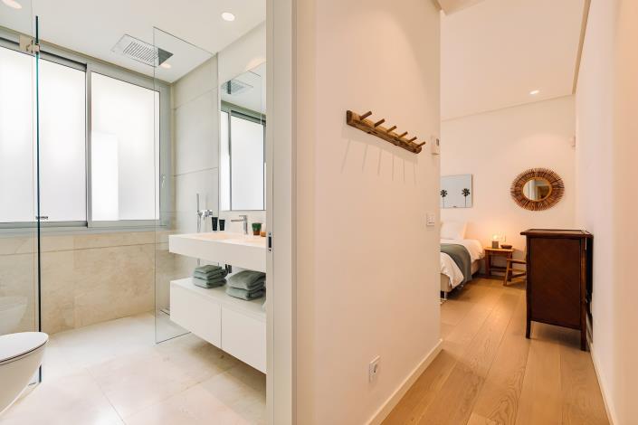 Image No.38-3 Bed Duplex for sale