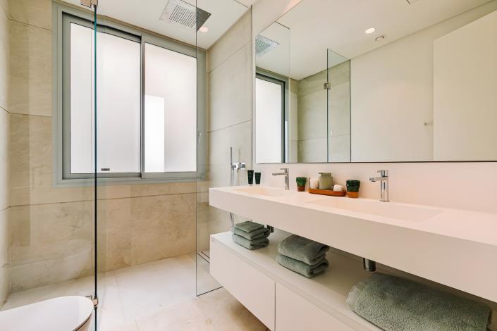 Image No.39-3 Bed Duplex for sale