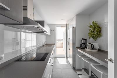 85fde8b0-9c43-457c-b14f-64004c1e4b51