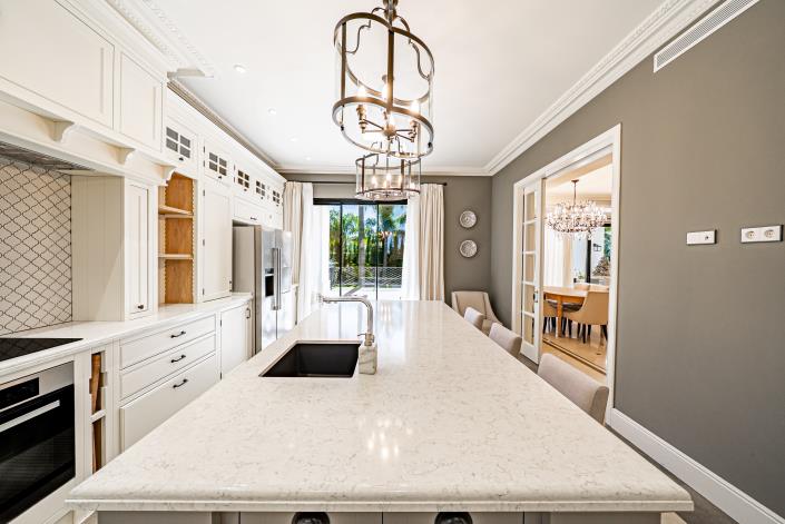 Image No.8-6 Bed Villa for sale