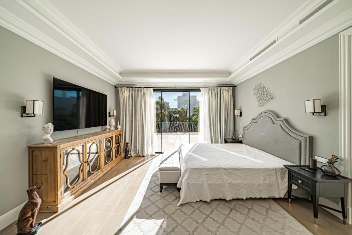 Image No.32-6 Bed Villa for sale