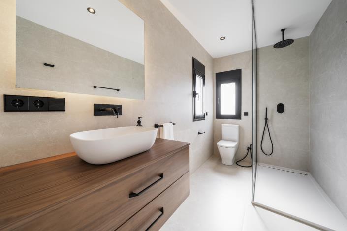 Image No.17-5 Bed Villa for sale