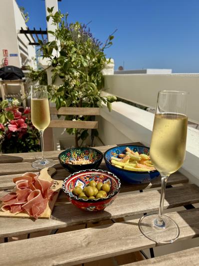 Image No.17-3 Bed Apartment for sale