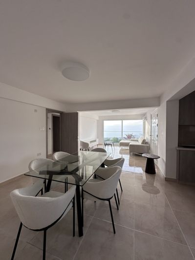 Image No.12-5 Bed House for sale