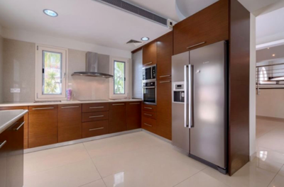 c81541dc-c67e-4acf-8478-b758f5f8f538