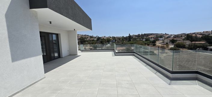 Image No.3-3 Bed Penthouse for sale