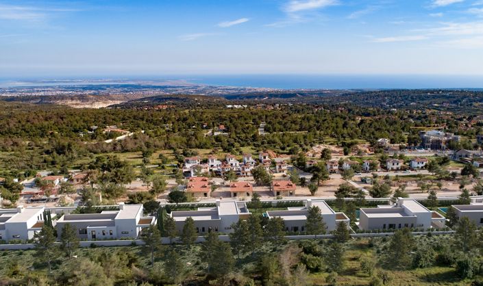 Image No.16-4 Bed House for sale