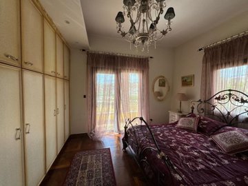 e15946d3-73f9-4174-bf82-55872d4a7d89