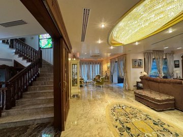 eaa5b451-5f97-4d87-87db-17ad5f5757eb