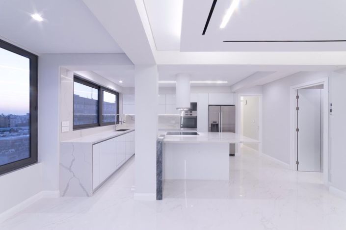 Image No.2-Appartement de 3 chambres à vendre à Neapolis