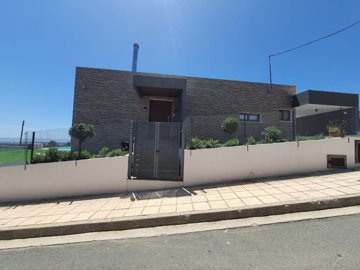 ecf90c3b-e800-4ea3-8842-e1b9c43fb033