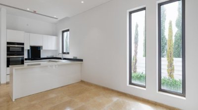 1d033aee-486b-47e0-99aa-5af5e25171ee