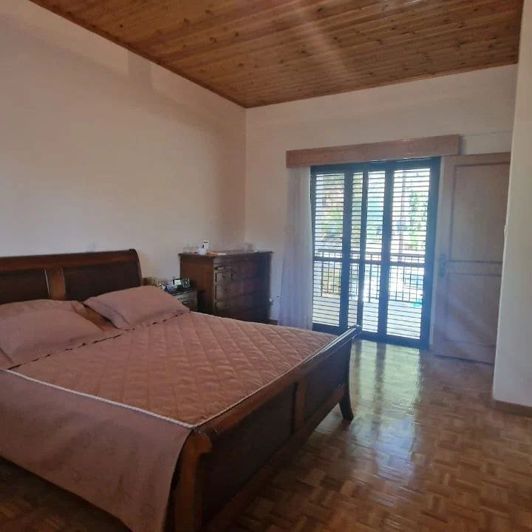 Image No.4-5 Bed House for sale