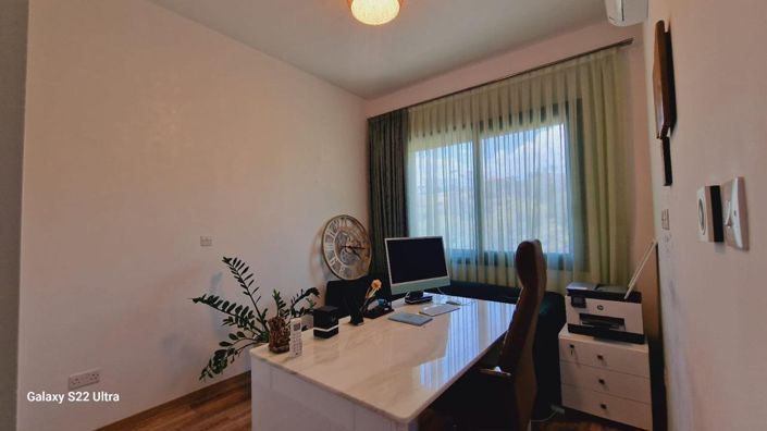 Image No.19-3 Bed Apartment for sale