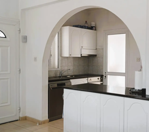 0f0ec161-69b3-4c5e-ae44-84028563cab8