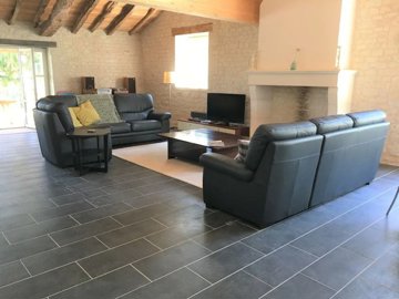 8a62619397d56d0e47576fdd2c641e9e465e393a4c144