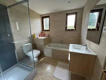 819485b1275575b444c89bf8f8247bbc4049fc35e6144