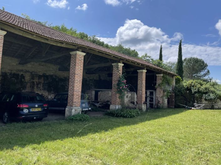 Image No.5-Maison de 6 chambres à vendre à Puy-l'Eveque