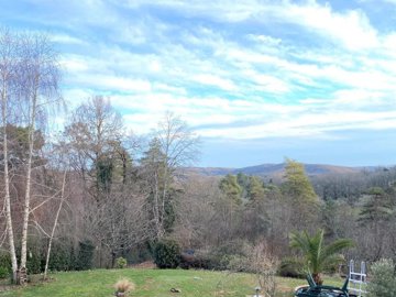 8dd3c2d136d3c98b460d44f91bf0bdd98eba5e830a144