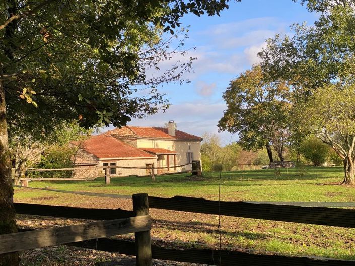 Image No.2-Maison de 3 chambres à vendre à Puy-l'Eveque