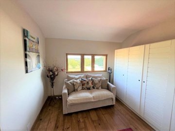 d9b4d8d659bc39a71e6c0429c234cfc023d3232685144